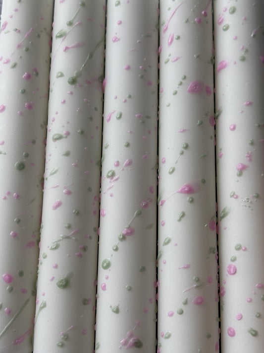 Dots white